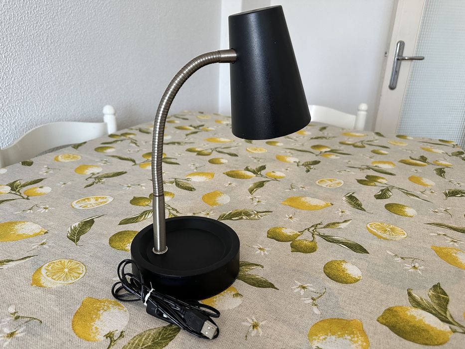 Luminária de meda LED dobravel