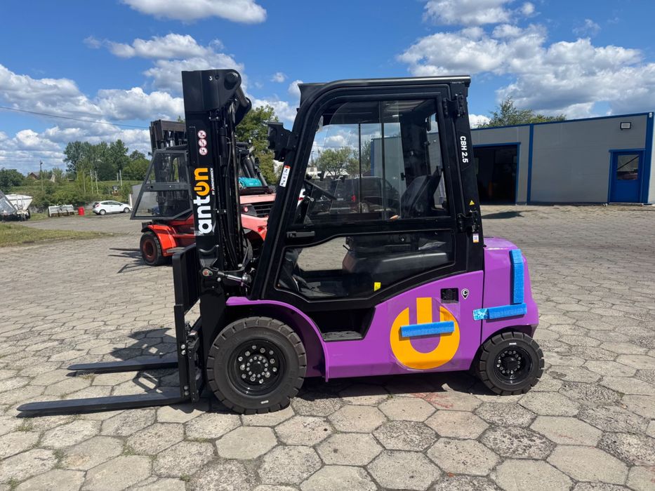Wózek widłowy AntOn By Jungheinrich CBH 2.5 Nowy Elektryczny , Bateria Li ion .