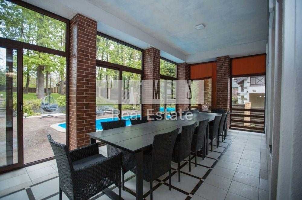 Оренда автономного будинку, генератор, басейн, Стоянка