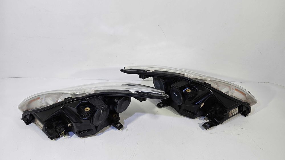 Ford Focus II MK2 2 Lift Fl Lampy Przód Przednie Komplet Lewa + Prawa Europa Stan BDB Oryginał