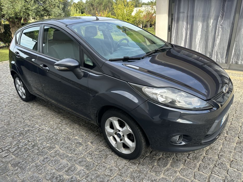 Ford fiesta 1.25 gasolina foto 2