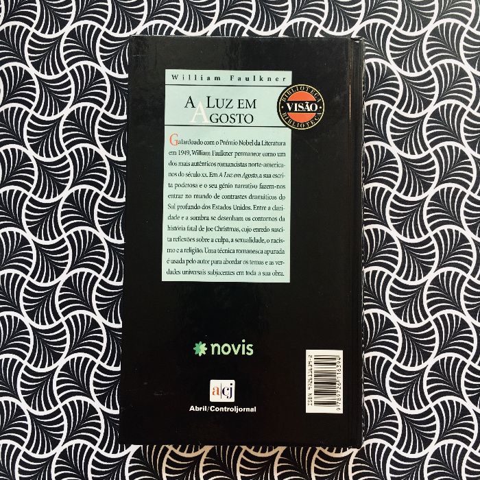A Luz em Agosto - William Faulkner