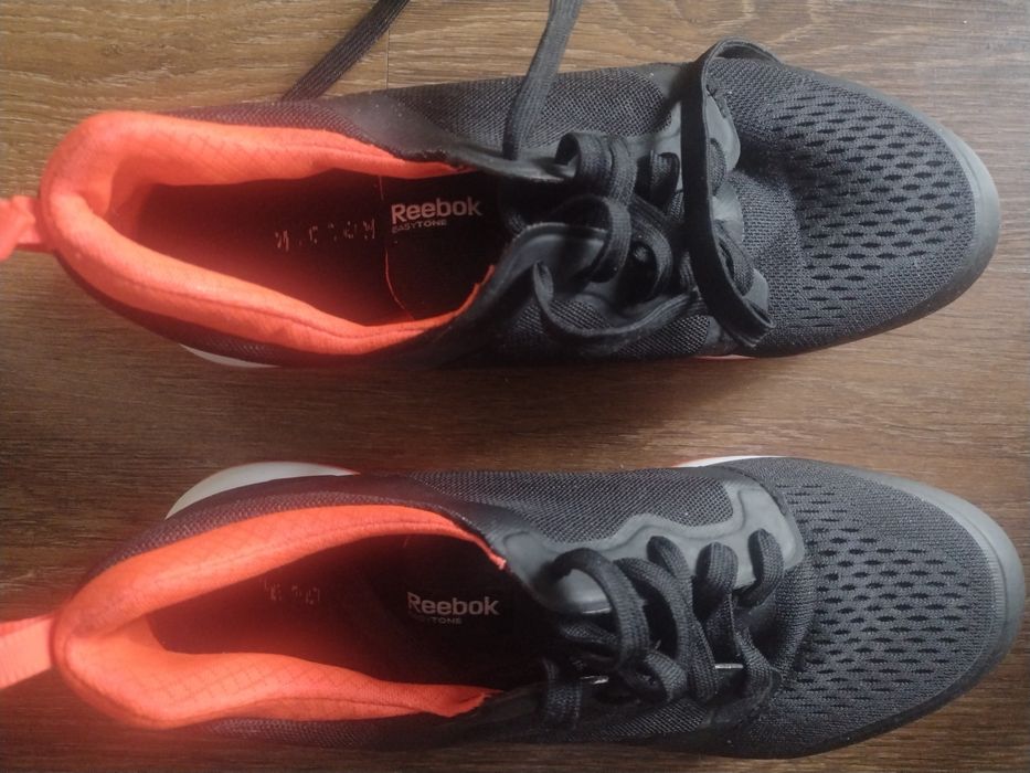 Sprzedam damskie buty Reebok