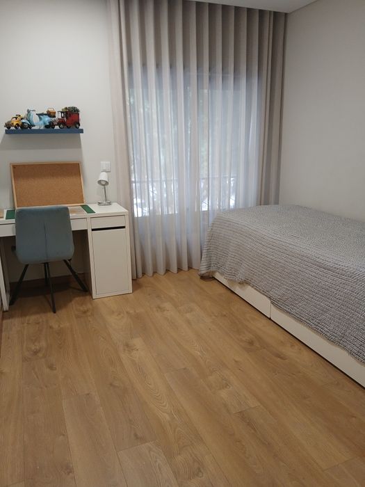 Vende-se T3 moderno no centro de Viseu