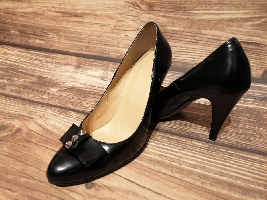 Buty szpilki 38 Ryłko