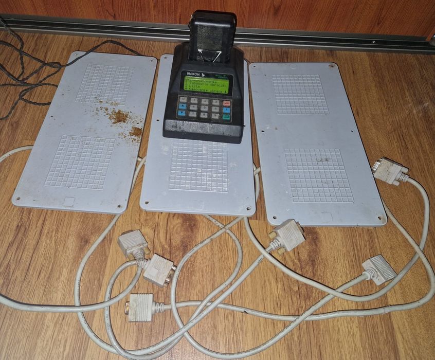 Unikon, zegar, zasilacz wszystko sprawne