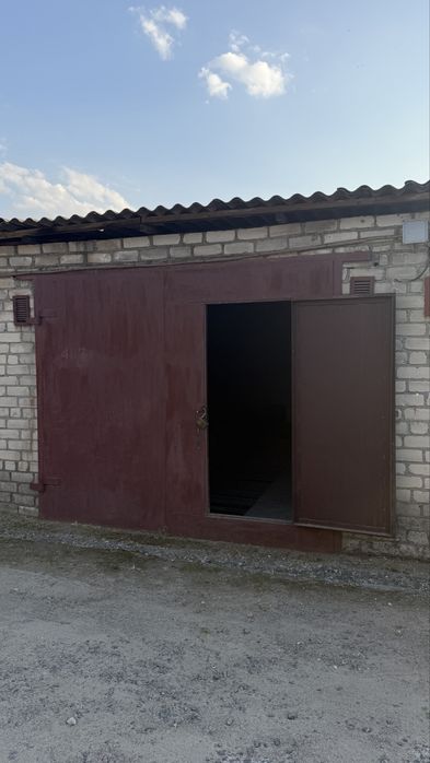 Гараж в Варваровке