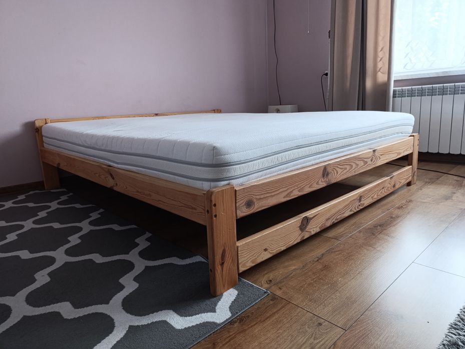 Łóżko 180x200 z materacem +możliwy transport