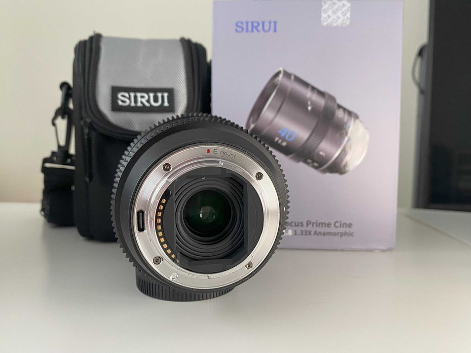 SIRUI Auto Focus 40mm T 1.8 1.33 Anamorphic