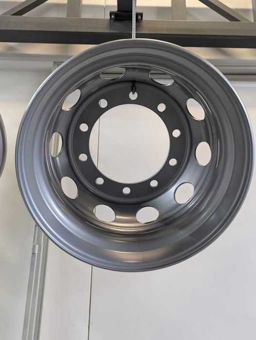 Malowanie proszkowe felg stalowych – TIR, busy, osobowe – wysyłka