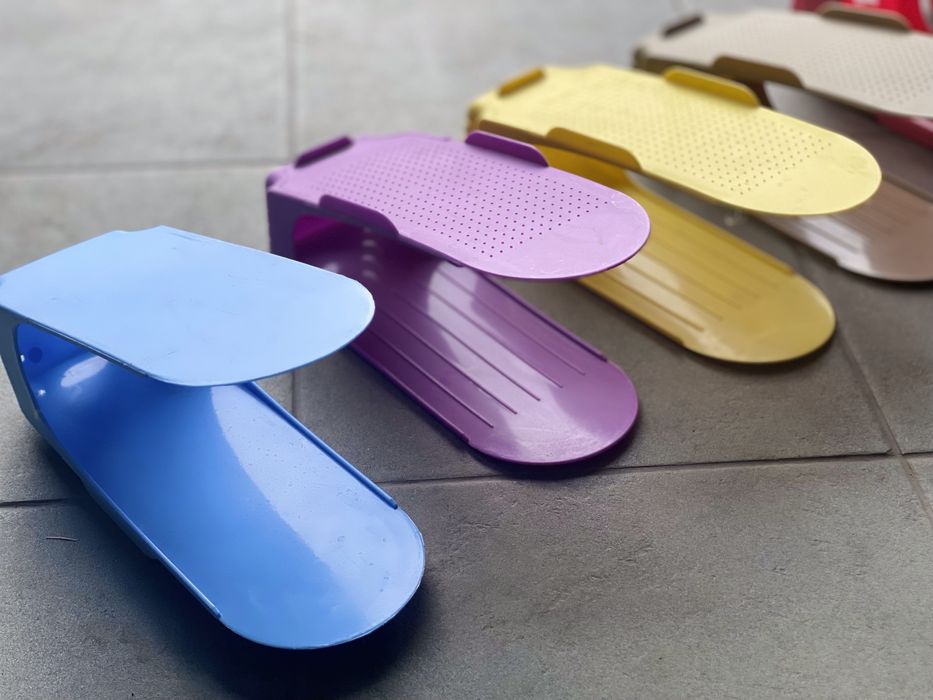Zestaw stojakow na buty