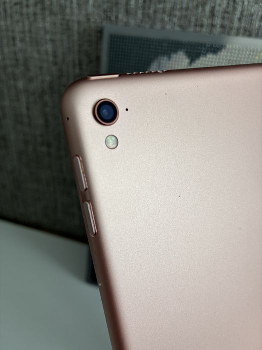 Ipad pro 9’7 на 32 Gb #124д