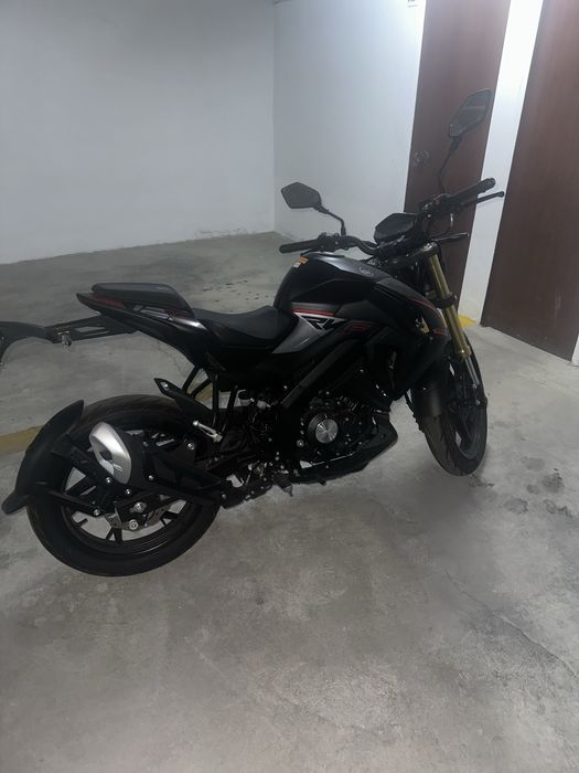 Keeway 125 RKF.