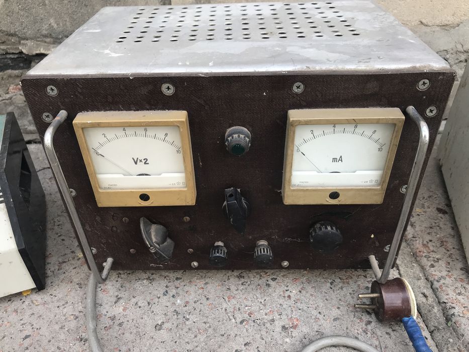 зарядное устройство