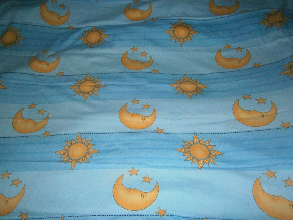 Простыни (постeльныe принадлeжности)