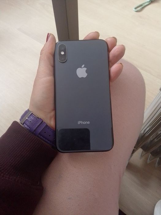 Iphone XS ,256 GB , uszkodzony działający!