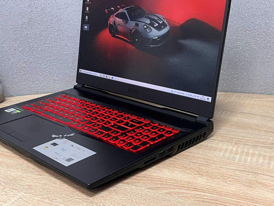 Ігровий Ноутбук MSI Leopard GL75- RTX 2070 8gb / 17"144Hz i7-10750H/ 16gb RAM /512GB SSD