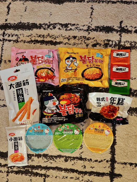 Бульдак, острое латяо, азиатские снеки