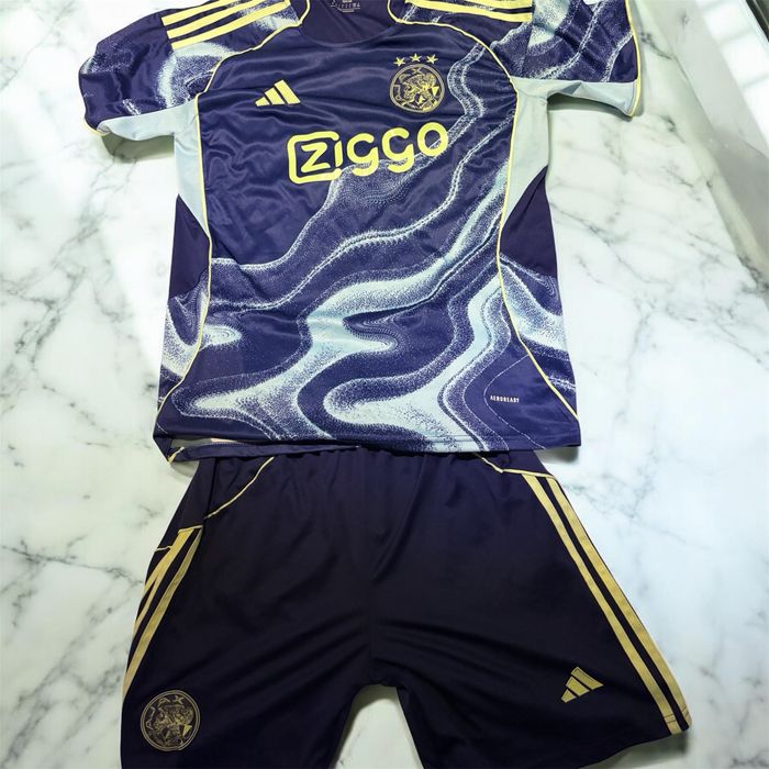 Conjuro ajax-blue