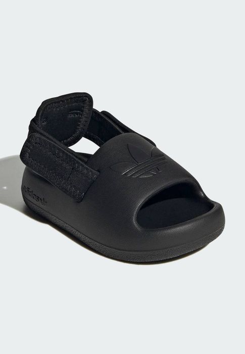 Sandália adidas adifom