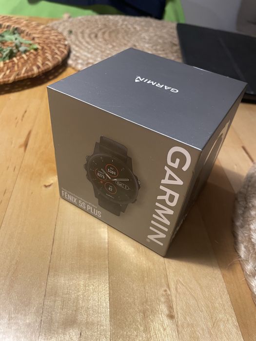 Garmin fenix 5s PLUS Sapphire