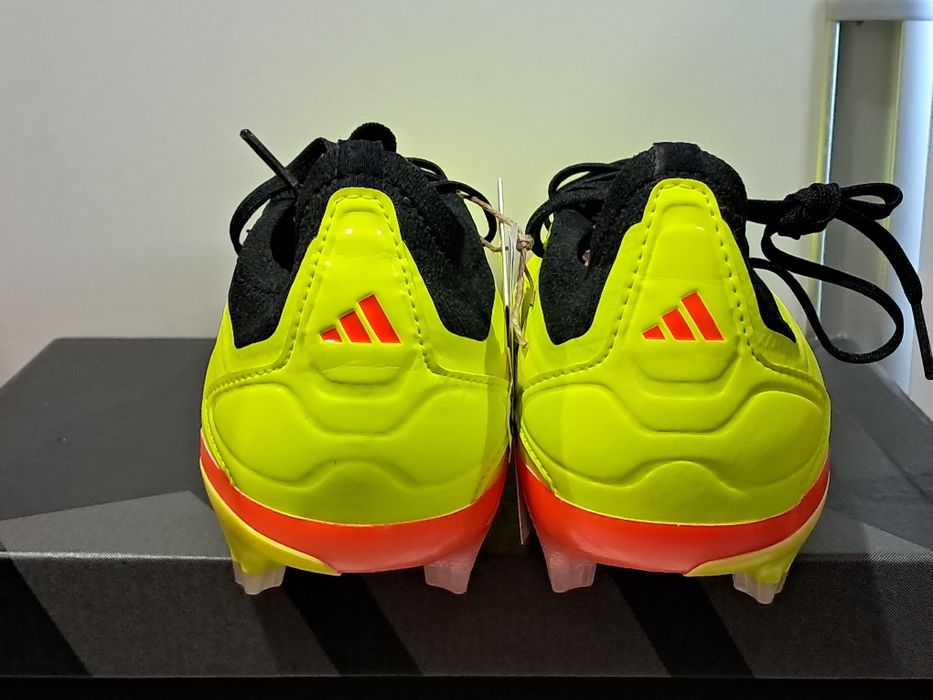 Buty Piłkarskie Korki Adidas Predator Pro FG