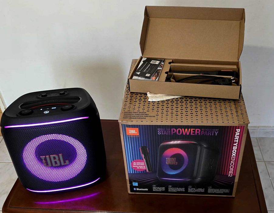 Coluna de som JBL partybox encore2
