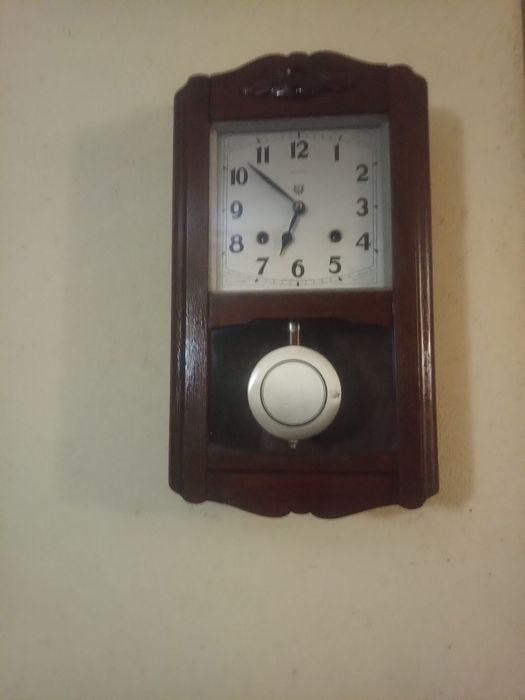 Relógio em bom estado