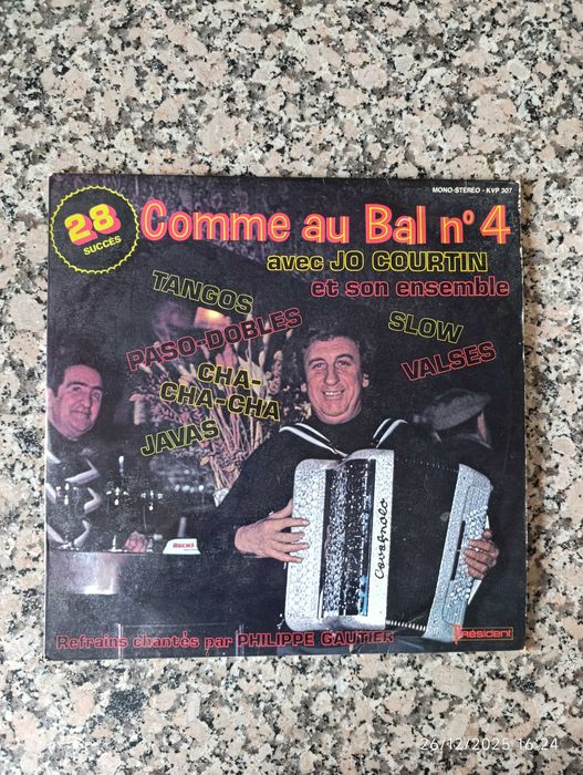 Vários discos de vinil de 33 tours