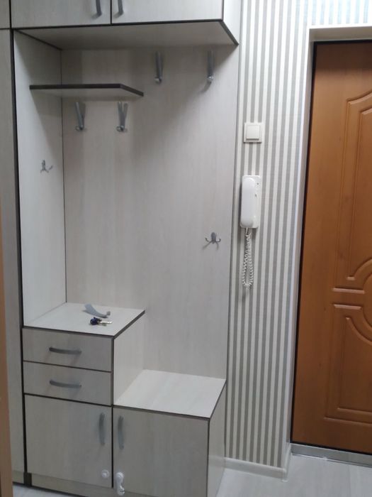 Продам 1к квартиру з ремонтом Єфремова,7 метро Академмістечко 3 хв.