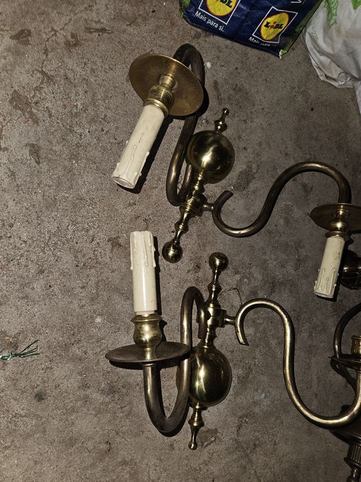 Diversos candeeiros para venda