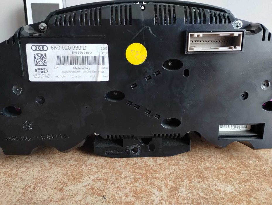 Licznik zegary 8K0.920.930D Audi A4 B8 2.7TDI