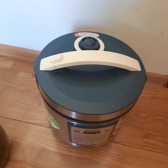 Мультиварка Elenberg