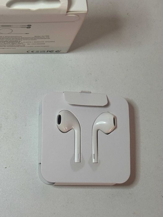 USB-C Wired Earphones
