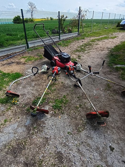 Koszenie trawy  podcinanie drzewek.