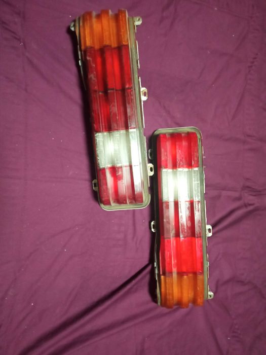 Продам задние стопы на Мерс W123