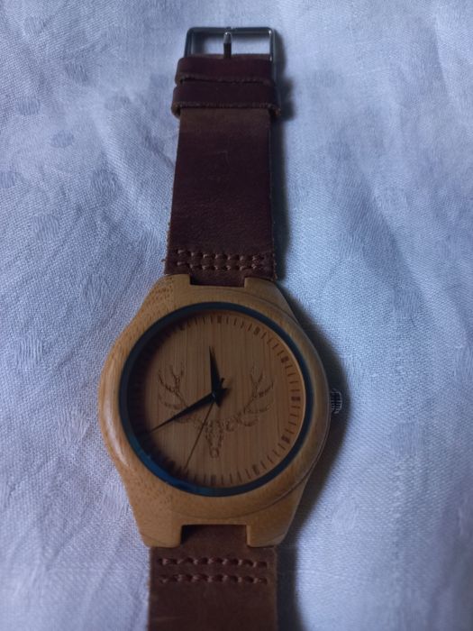 Zegarek bambusowy
