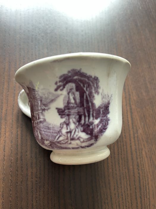 Chavena antiga de coleção