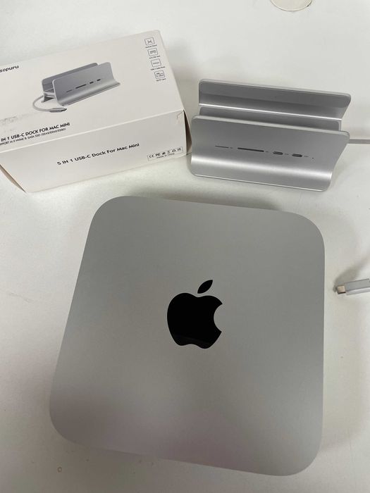 Mac mini APPLE M2 8 GB RAM 256 GB SSD com Dock 5 em 1