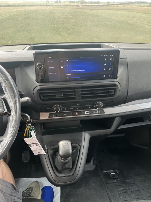 Opel Vivaro 1.5 z paką
