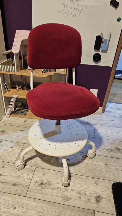 IKEA VIMUND Dziecięce krzesło biurowe obrotowe