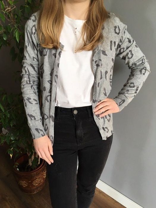 Sweterek kardigan siwy modny zwierzęcy wzór vero moda s 36 xs 34 zara