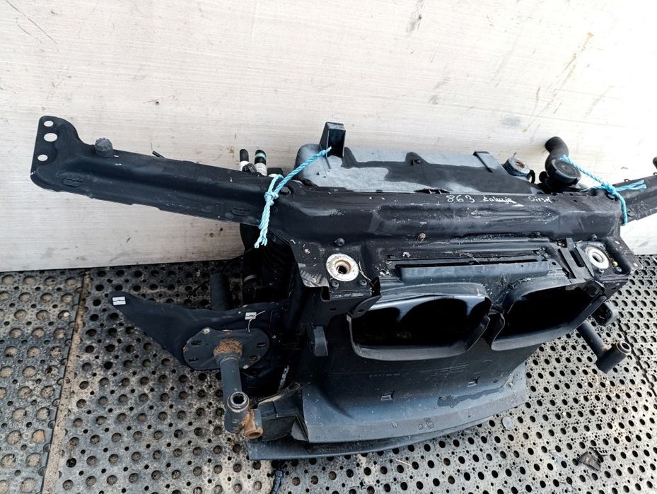 Bmw 318 E46 Coupe 1.9B Pas Przedni Komplet Automat Żaluzja