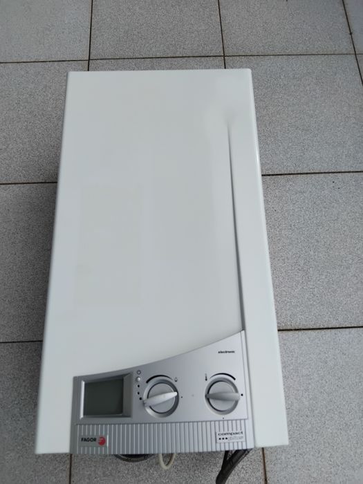 Esquentador inteligente ventilado