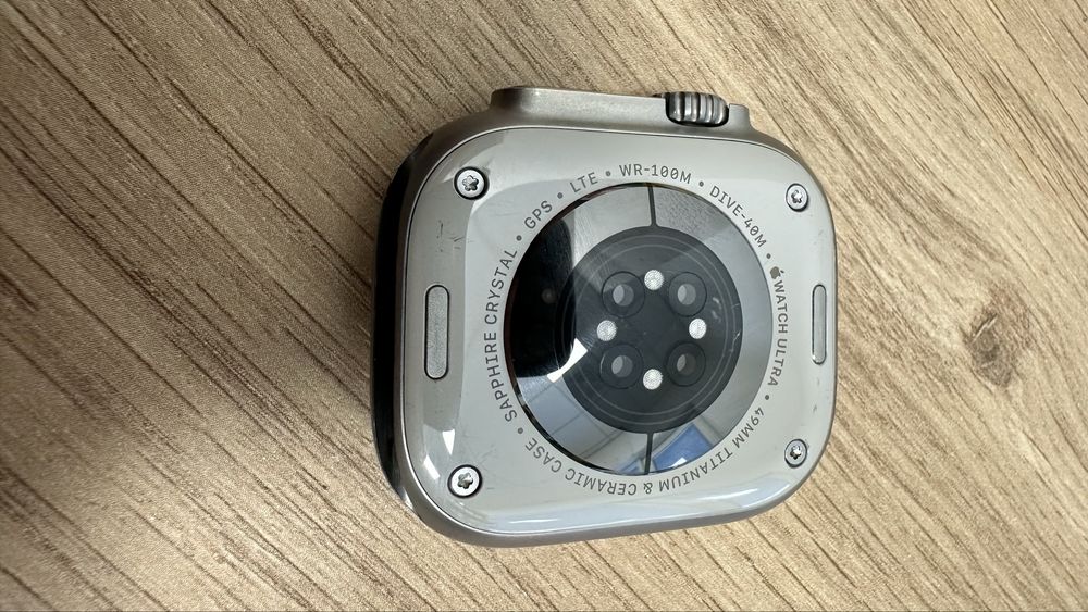 Apple Watch Ultra 2 акб 100%
