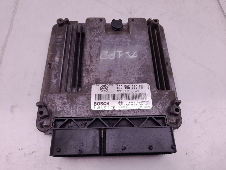 Centralina motor / ECU VOLKSWAGEN Golf V (1K1)