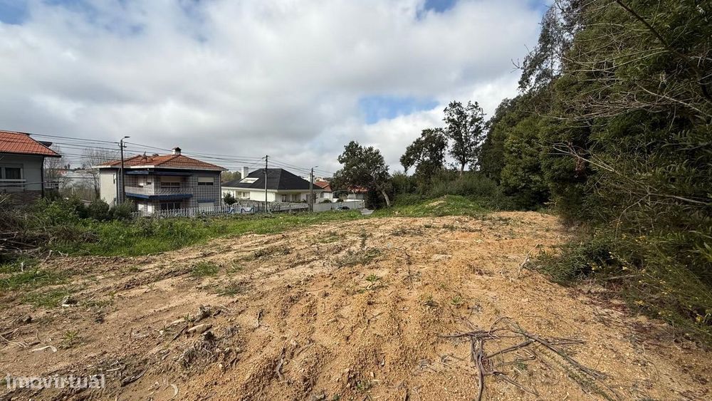 Terreno em Perosinho | Investimento em Vila Nova de Gaia — Serzedo E Perosinho, Porto