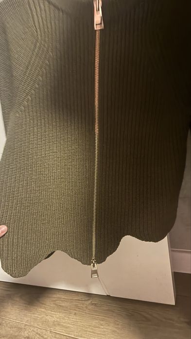 Стильна фірмова кофта Tara Jarmon