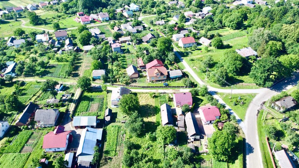 Продаж земельної ділянки в с. Семигинів з документами на житловий будинок