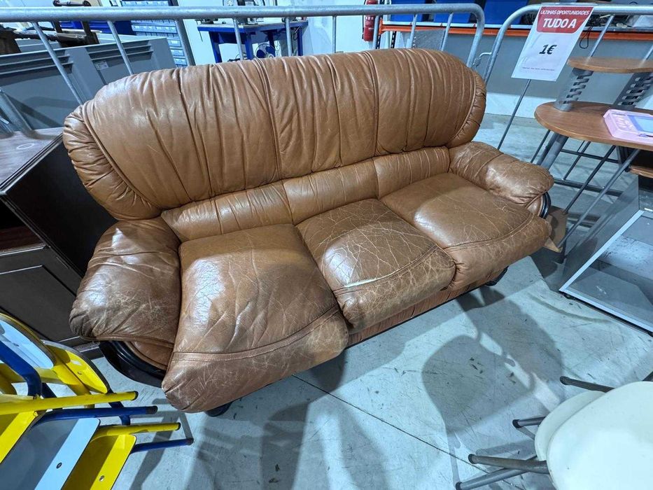 Sofá - Venda de Garagem LIPOR